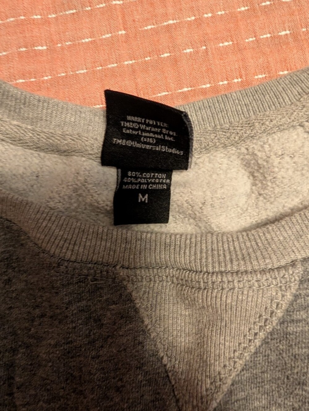 Gryffindor Women's Gray Crew Sweatshirt with Crest Patch - Picture 5 of 7